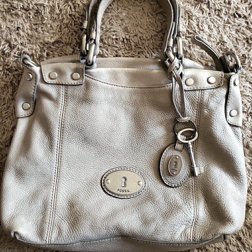 Fossil pebbled leather bag